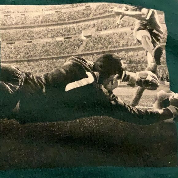 Old Navy Boy’s Shirt size 5. Sports Graphics EUC - Picture 4 of 7